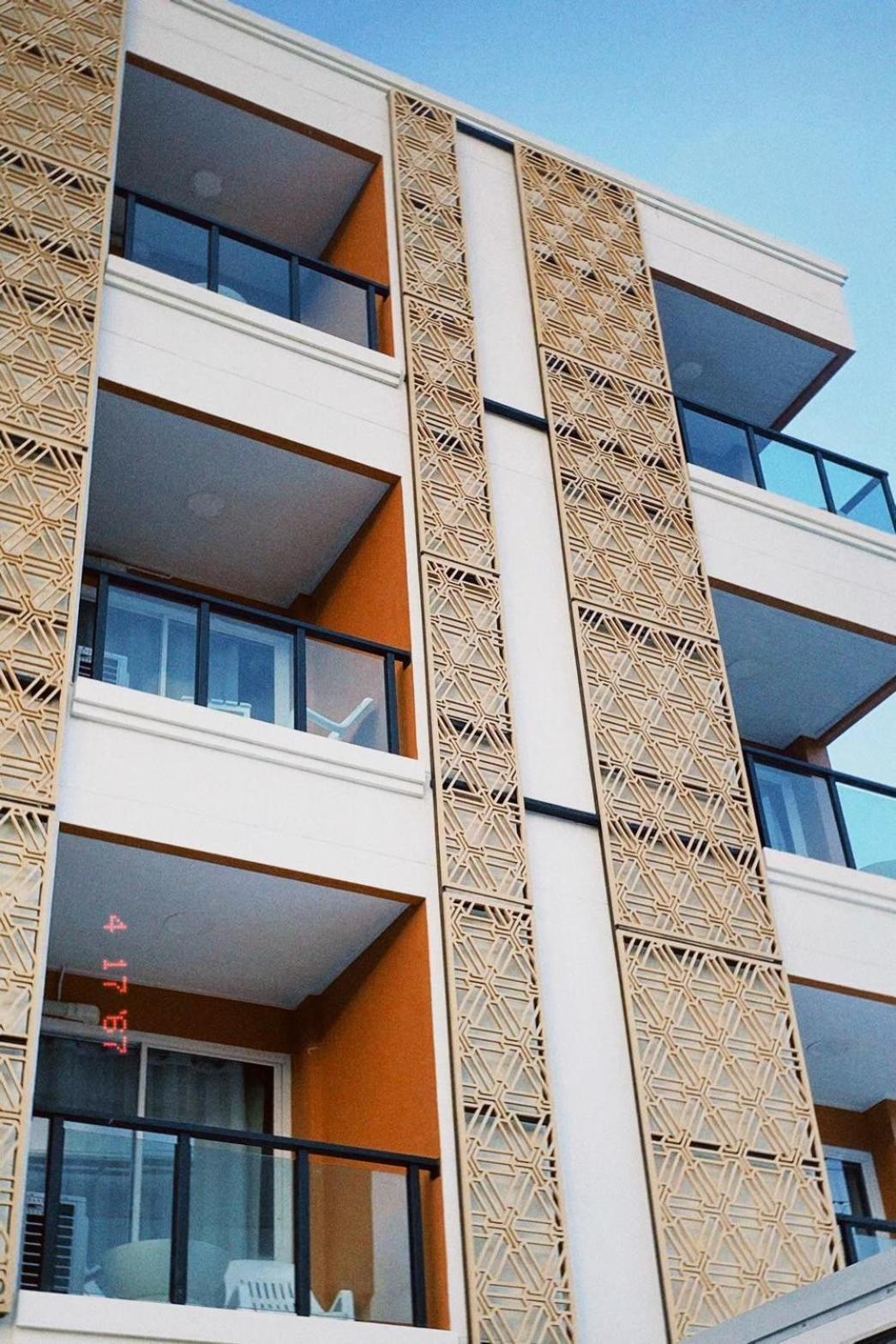 Sasimanta Hotel Камала Бийч Екстериор снимка